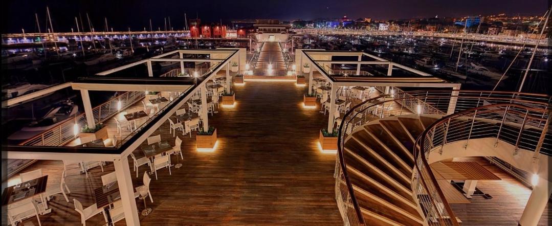 Loano Centro Storico Appartamento Loft Con Parcheggioprivatogratuito Exterior foto